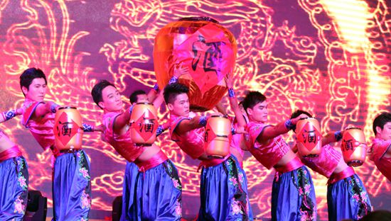 【ku娛樂真人體育平臺下載20年】傳承與創新企業文化論壇、發展功臣/勞動模範表彰、内部精英晚宴隆重舉行