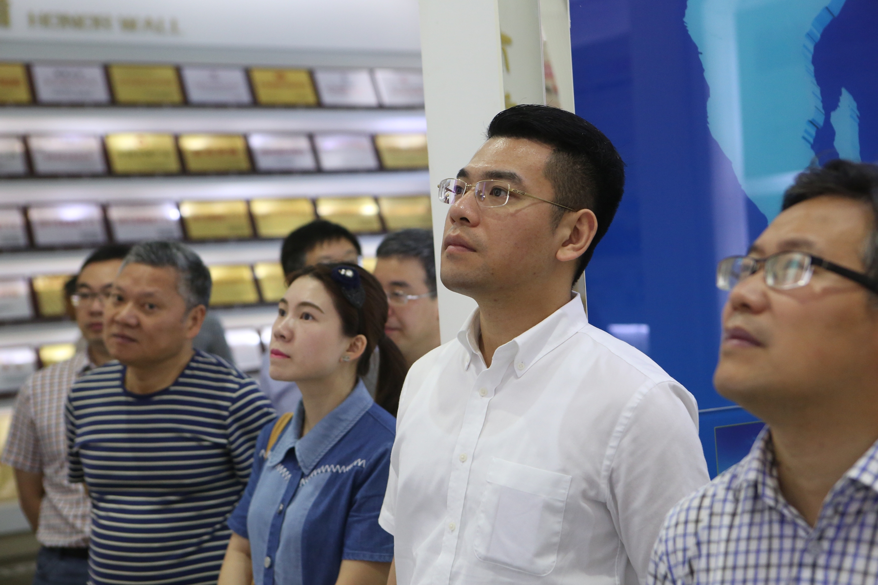 紹興市銀監局副局長楊維君一行走進ku娛樂真人體育平臺下載集團考察黨建工作