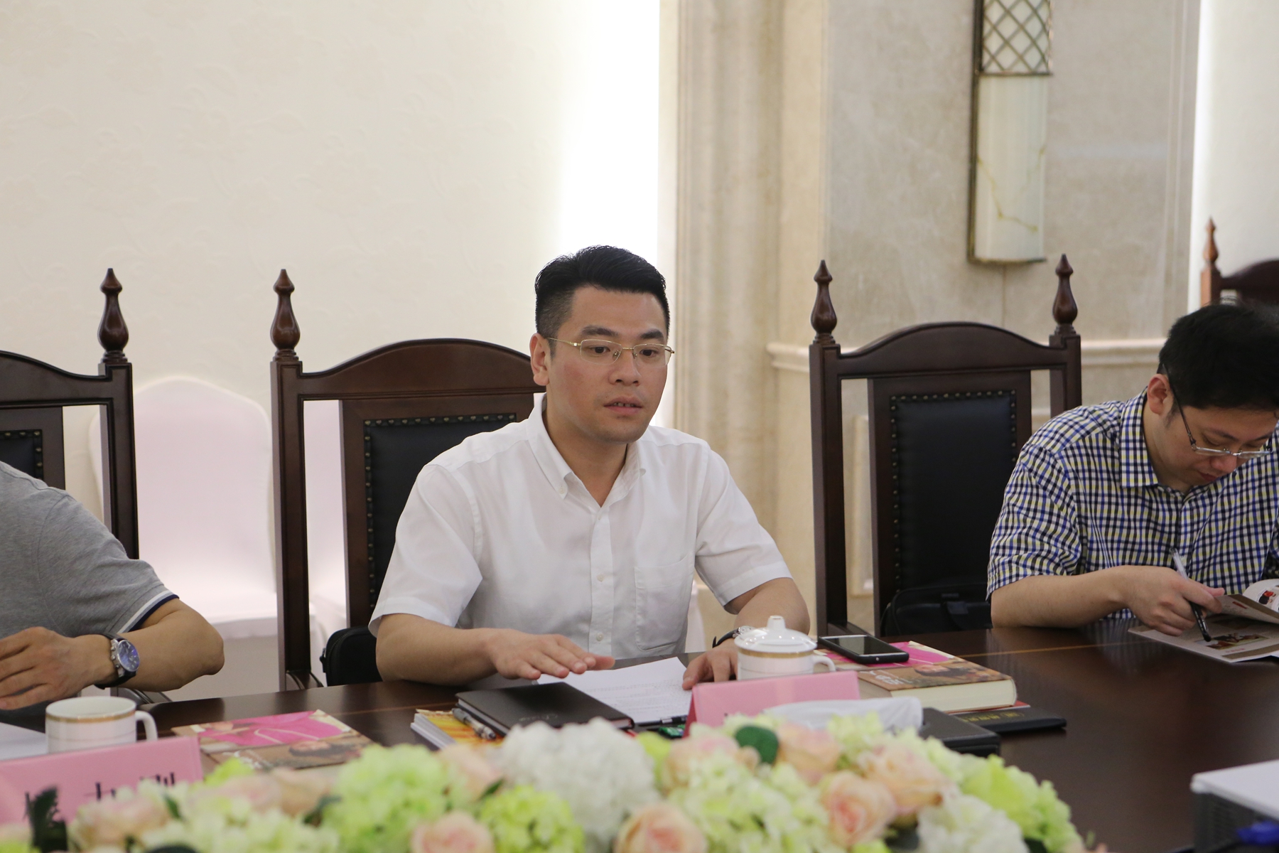 紹興市銀監局副局長楊維君一行走進ku娛樂真人體育平臺下載集團考察黨建工作