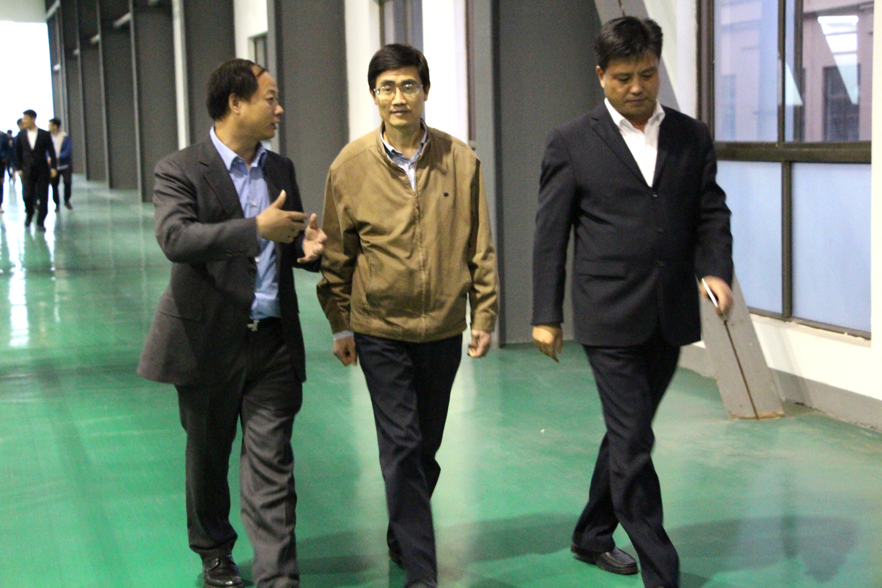 紹興市總工會黨組成員、副主席章順德一行赴ku娛樂真人體育平臺下載集團調研航空特色小鎮立功競賽及工會工作